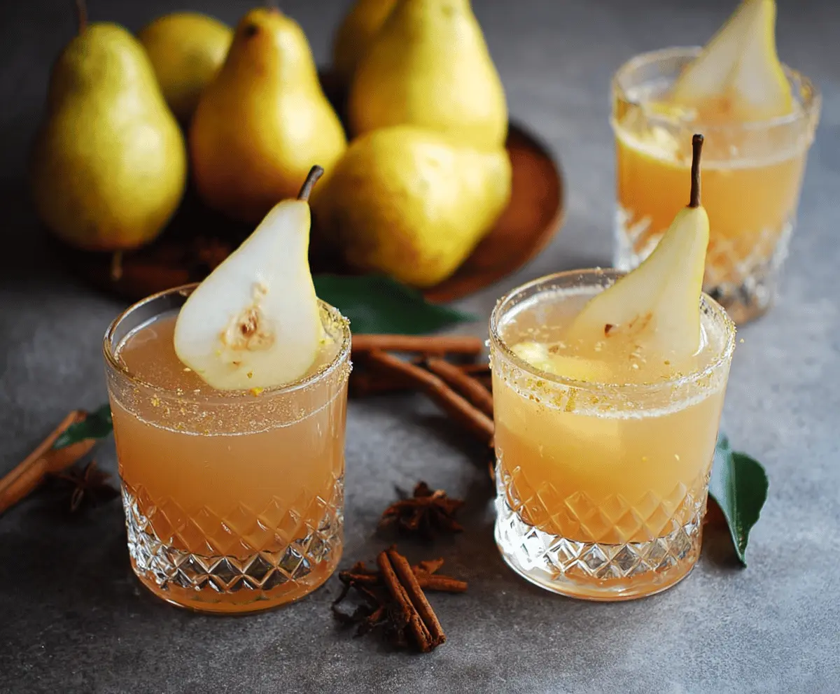 Quick Spiced Vanilla Pear Cocktail